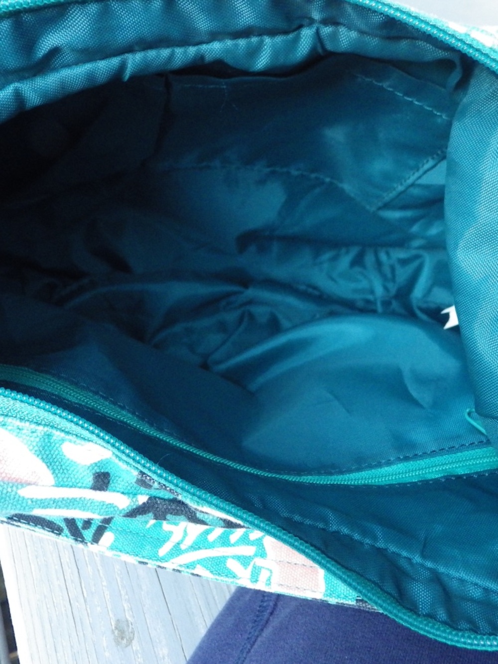 Kavu crossbody purse - Picture 4 of 4